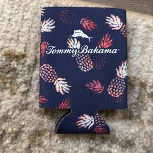 NEW - Tommy Bahama Pocket Coolie Cocktails NEW Beer Koozie Coozie Purple & Pink